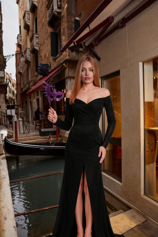 Fashion Editorial or Model Portfolio – Elegant Photos that Elevate Your Look